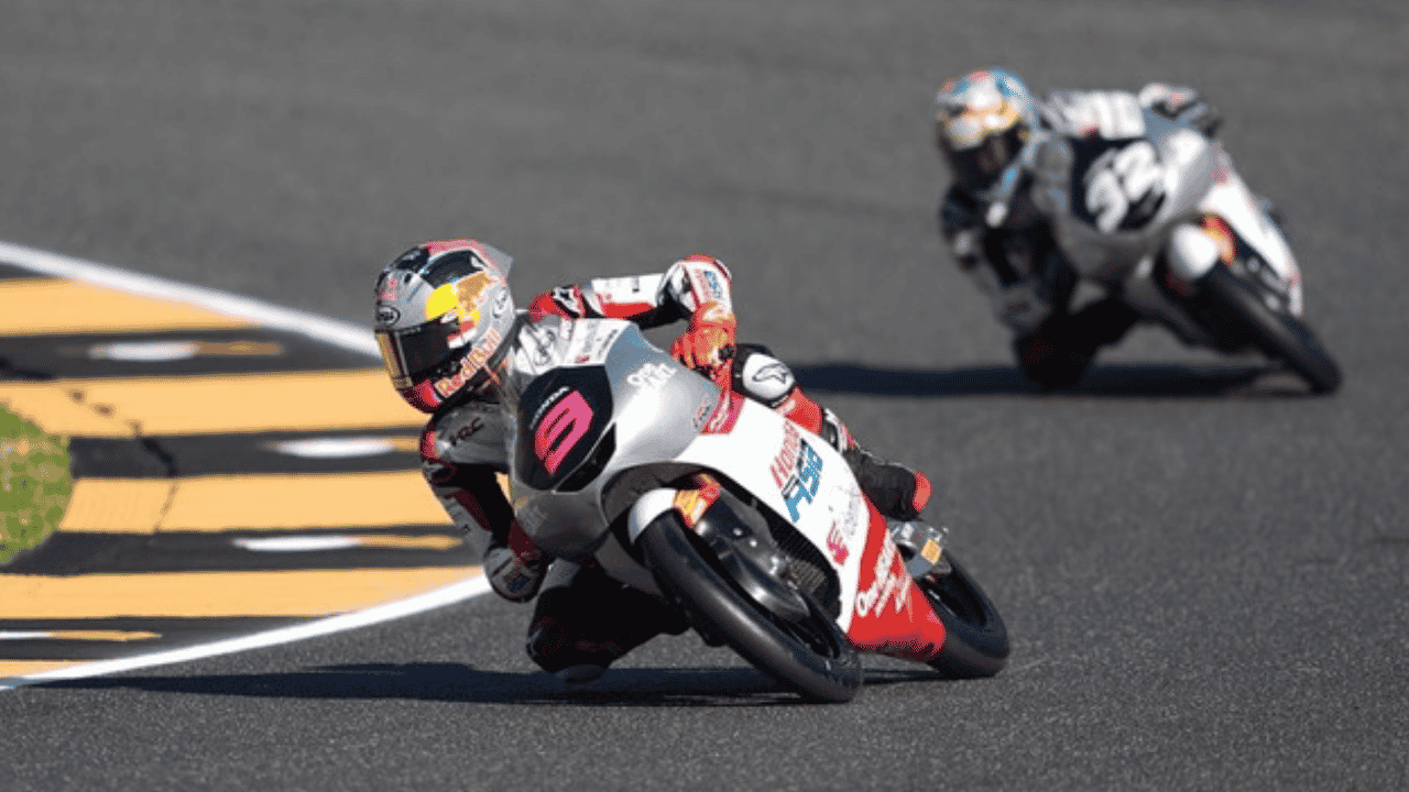 Veda Ega Bangkit dari Barisan Belakang, Hakim Danish Pecah Telur dengan Podium Perdana Moto3 Italia