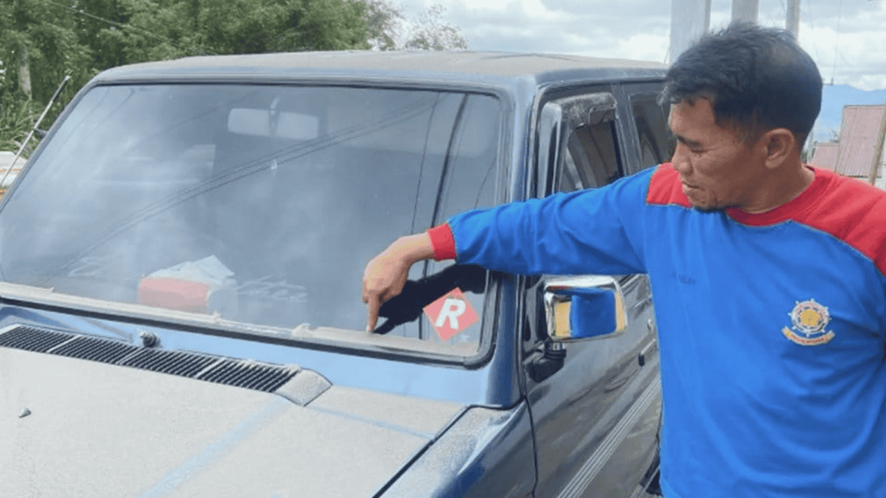 Marapi Kembali Erupsi, Abu Vulkanik Guyur Agam, Warga Diminta Waspada Lahar