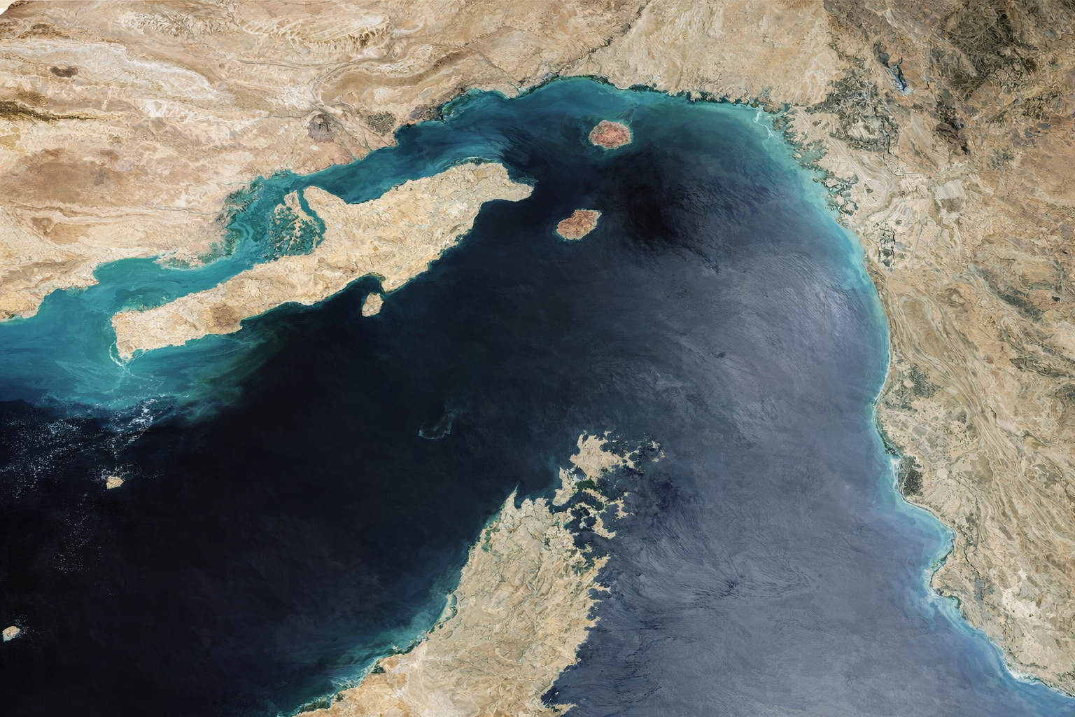 Goldman Sachs Ragukan Kapasitas AS Amankan Selat Hormuz di Tengah Konflik Iran