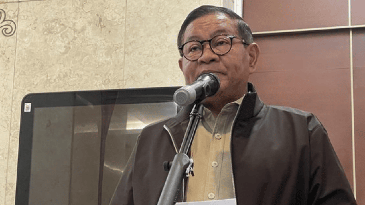 Macet Mengular Proyek Flyover Latumenten, Pramono Turun Tangan: Akses Ditutup Diminta Dibuka Lagi