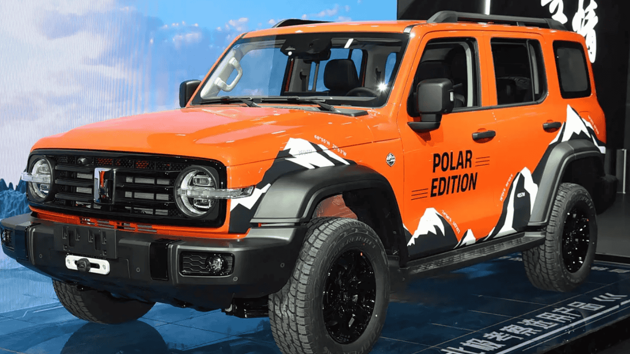 Cuma 300 Unit di Dunia! GWM Rilis Tank 300 Polar Edition, SUV ‘Ekstrem’ Warna Oranye Menggoda