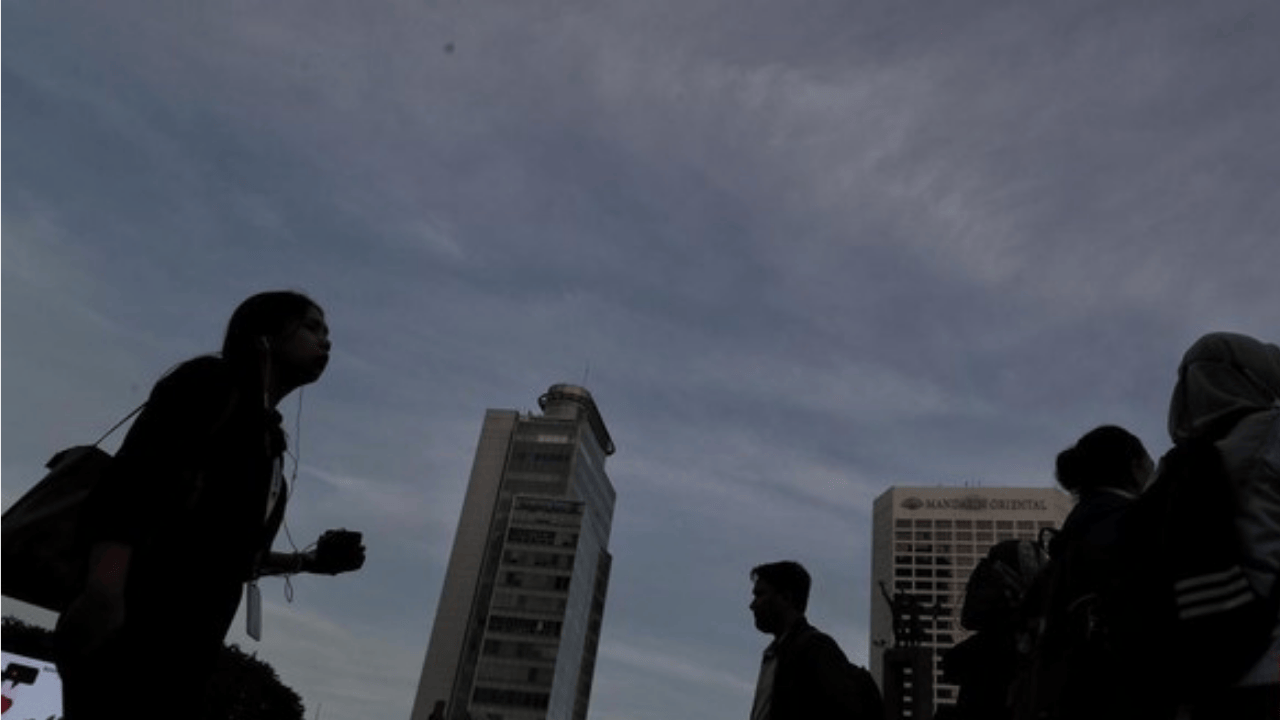 UMP 2026 Molor Diumumkan, Ekonom UGM Ingatkan Deret Bahaya bagi Buruh dan Pengusaha