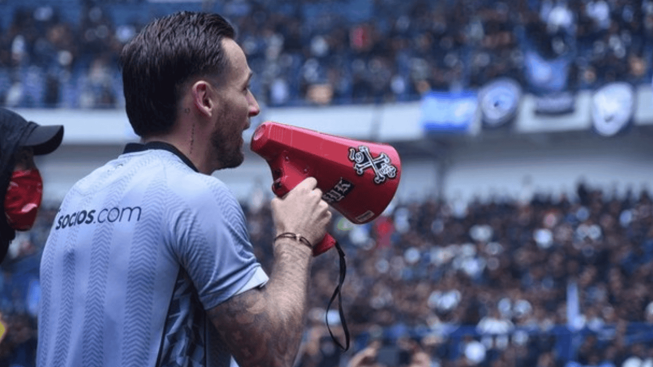 Persib Tersingkir dari ACL 2, Marc Klok Kirim Pesan Haru untuk Bobotoh: “Ini Bukan Akhir”
