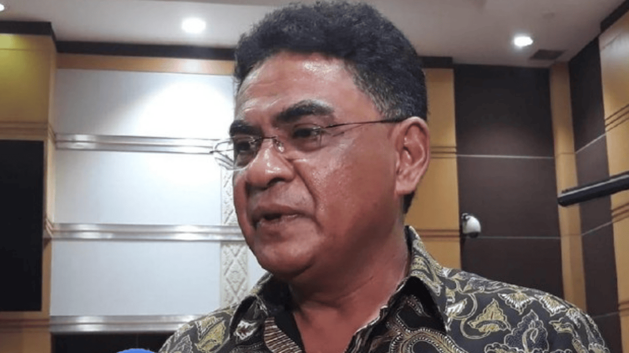 PDIP Tantang Wacana Potong Gaji Menteri dan DPR: Mulai dari Presiden–Wapres Dulu!
