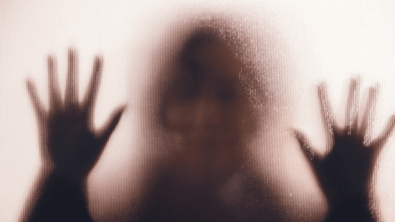 Polri Bongkar Modus TPPO WNI di Kamboja: Dijanjikan “Operator Komputer” Bergaji Rp9 Juta, Berujung Dipaksa Jadi Scammer