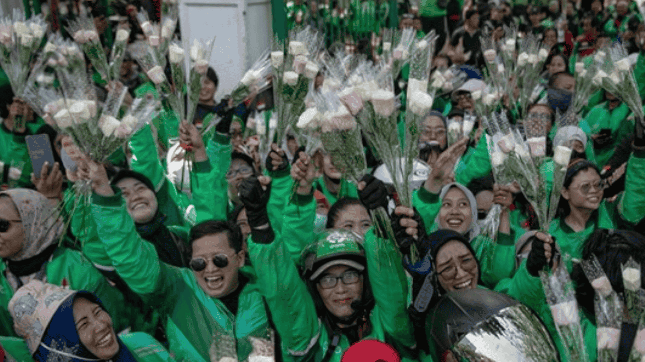 Tok! Menaker Pastikan Ojol Dapat Bonus Lebaran 2026, Aplikator Komitmen—Aturan Resmi Tinggal Menunggu SE