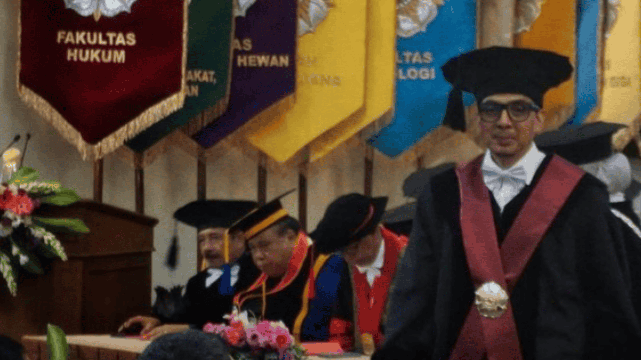 Putusan Laras Faizati Disorot Akademisi UGM, Uceng: Mestinya Bebas Penuh dan Nama Dipulihkan