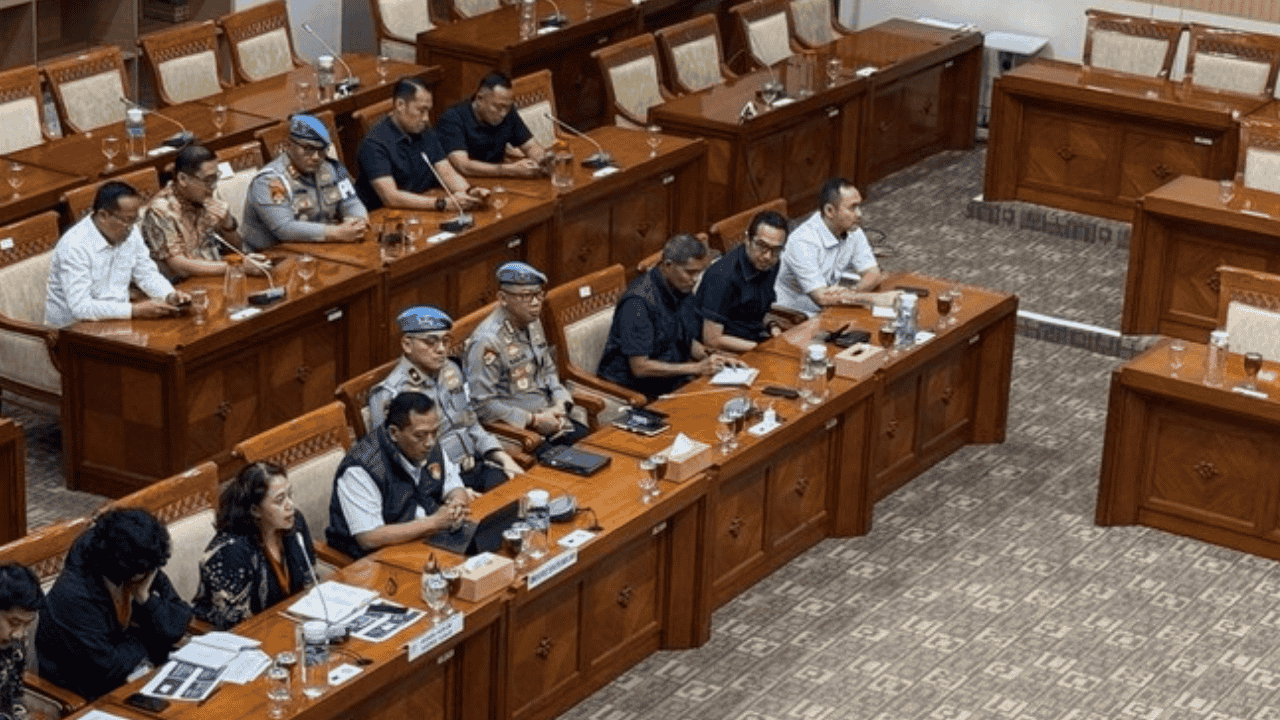 DPR Bongkar Dugaan Intimidasi! 5 Poin Panas Rapat Komisi III vs Kajari Karo soal Kasus Amsal Sitepu
