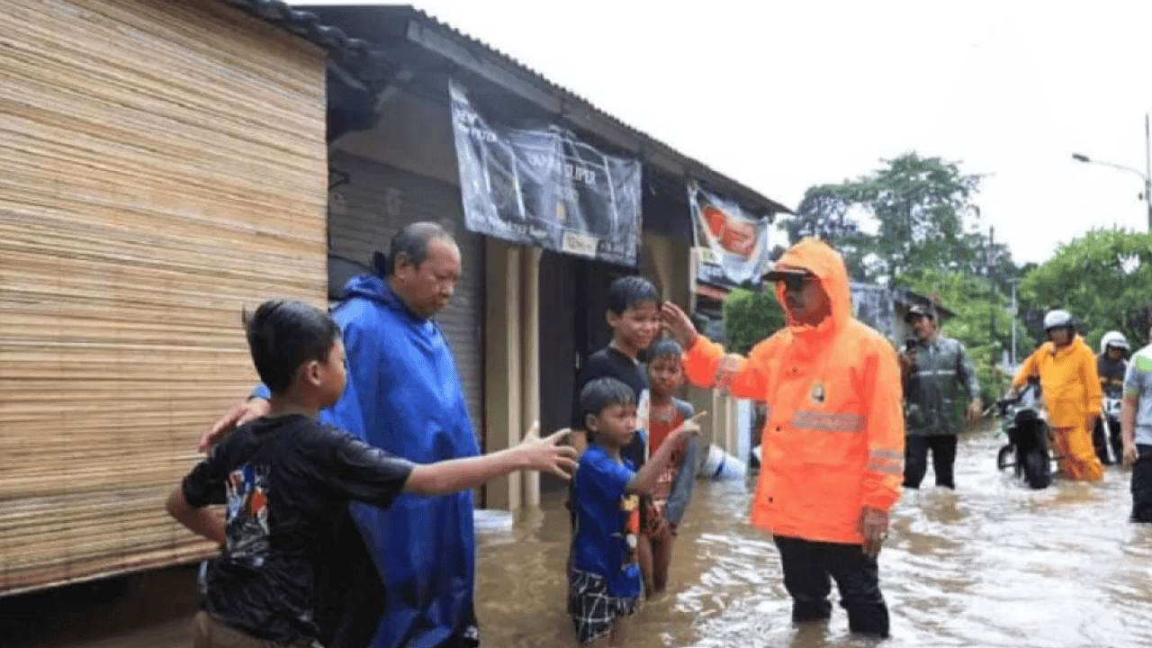 Status “Awas” Ditetapkan, Pemkot Tangerang Minta Warga Rutin Pantau Tinggi Air Sungai Selama Ramadan