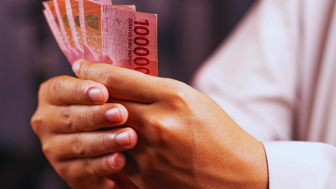 Daftar Bansos Desember 2025, Langsung Cair Pekan Ini