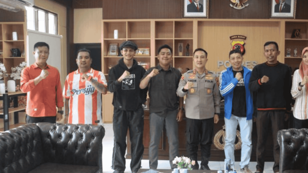 Laga Panas Persib vs Persija Memanas, Kapolres Purwakarta Turun Tangan Rangkul Viking dan The Jakmania