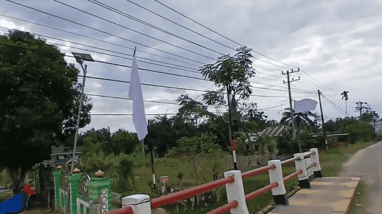 Bendera Putih Berkibar di Aceh, Warga Korban Banjir-Longsor Ngaku “Menyerah” di Tengah Keluhan Bantuan Lambat