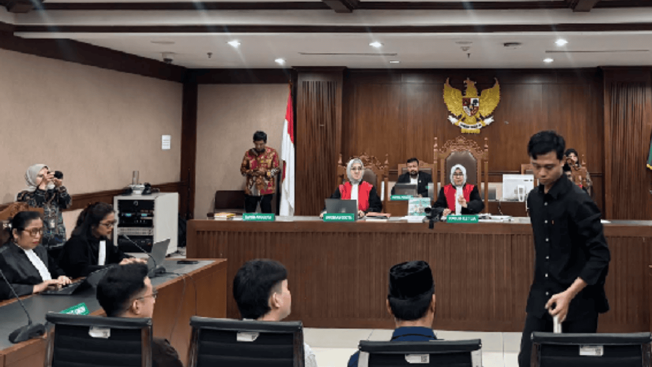 Hakim Tegas: Penangguhan Ditolak, Delpedro dkk Tetap Ditahan meski Dakwaan Pertama Jaksa Gugur